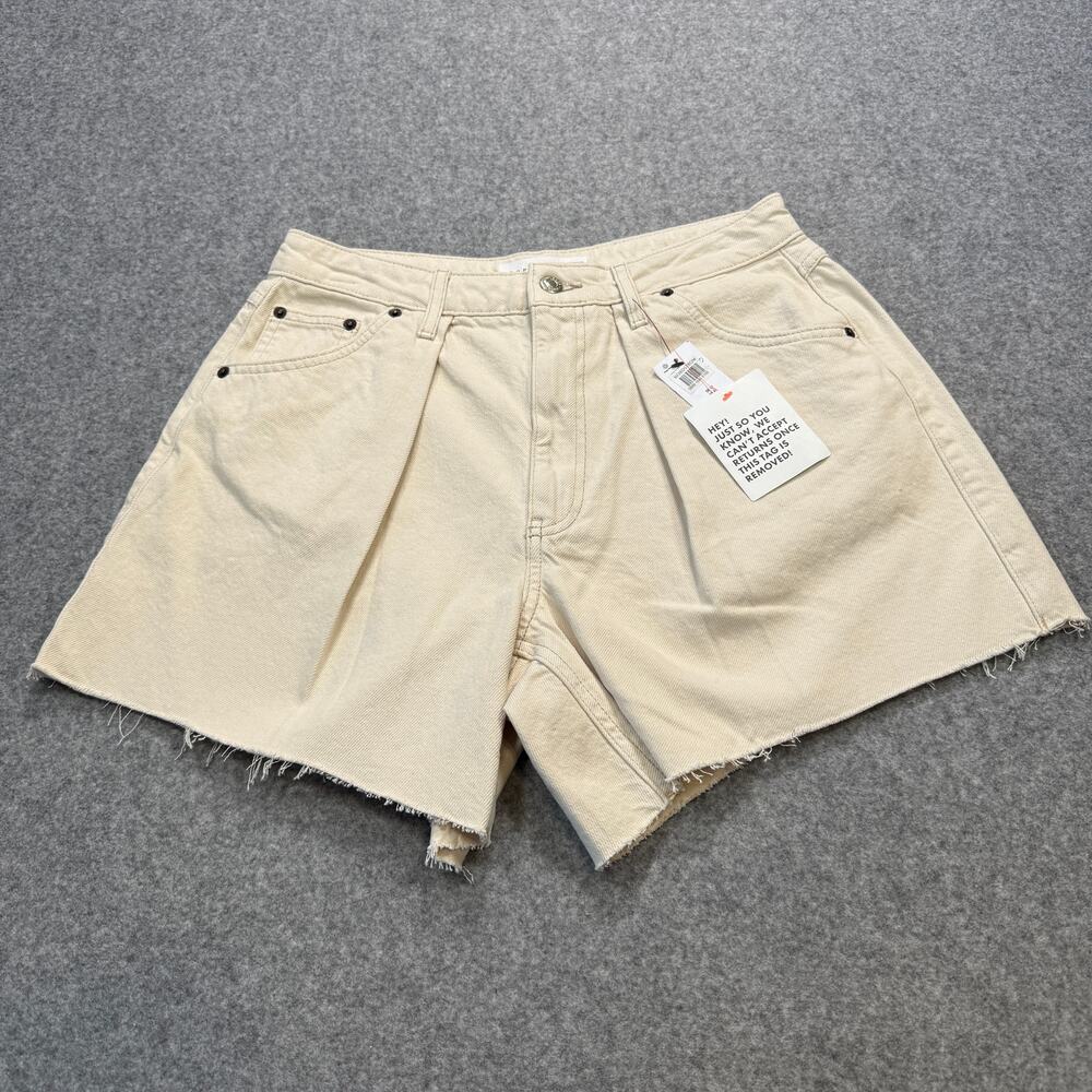 Women's Top Shop Cream Pleated Denim Cut-Off Shorts Size 8 NEW